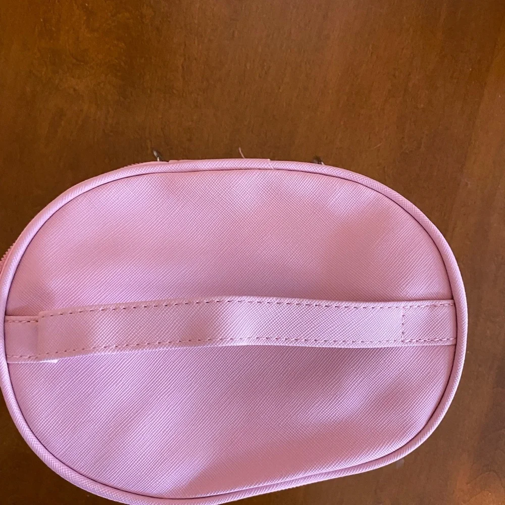 Romantic salons, pink and white cosmetic bag. Four available. NWT